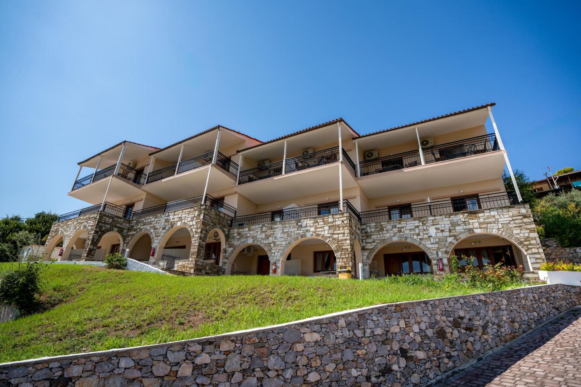 La Luna Hotel apartamentowy Troulos